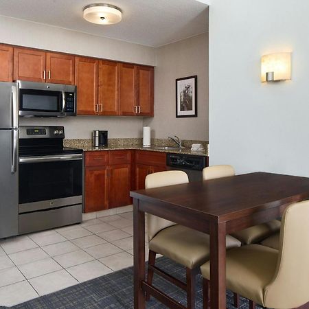 Residence Inn Charlotte Uptown Екстер'єр фото