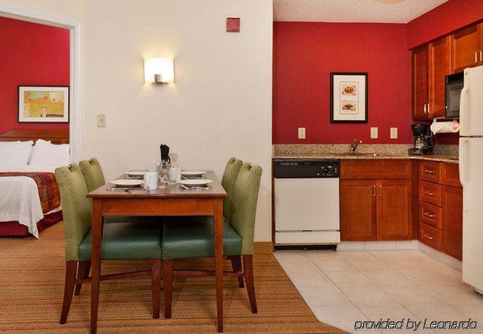 Residence Inn Charlotte Uptown Номер фото