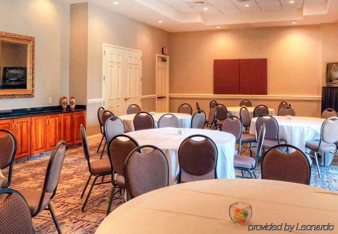 Residence Inn Charlotte Uptown Зручності фото