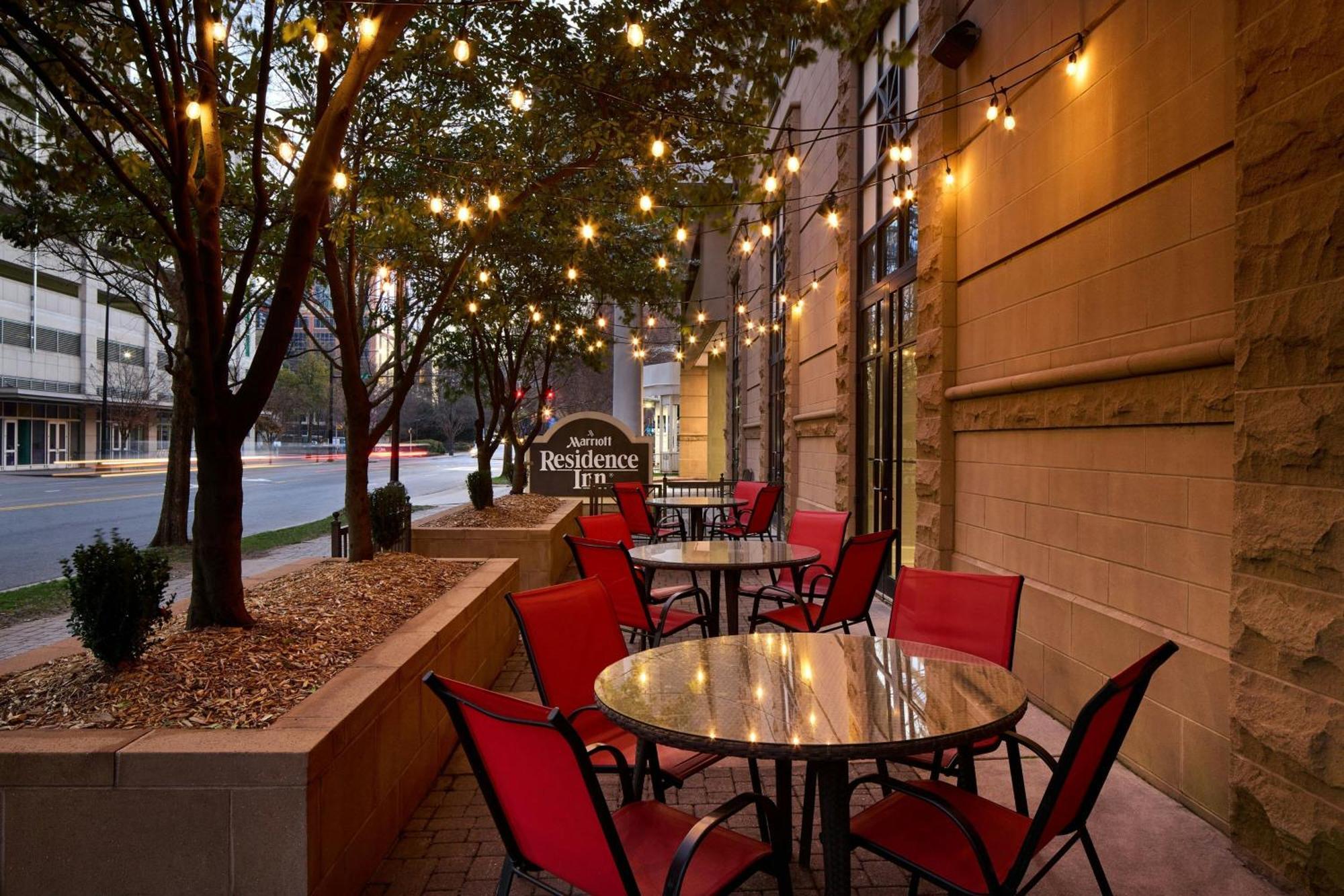 Residence Inn Charlotte Uptown Екстер'єр фото