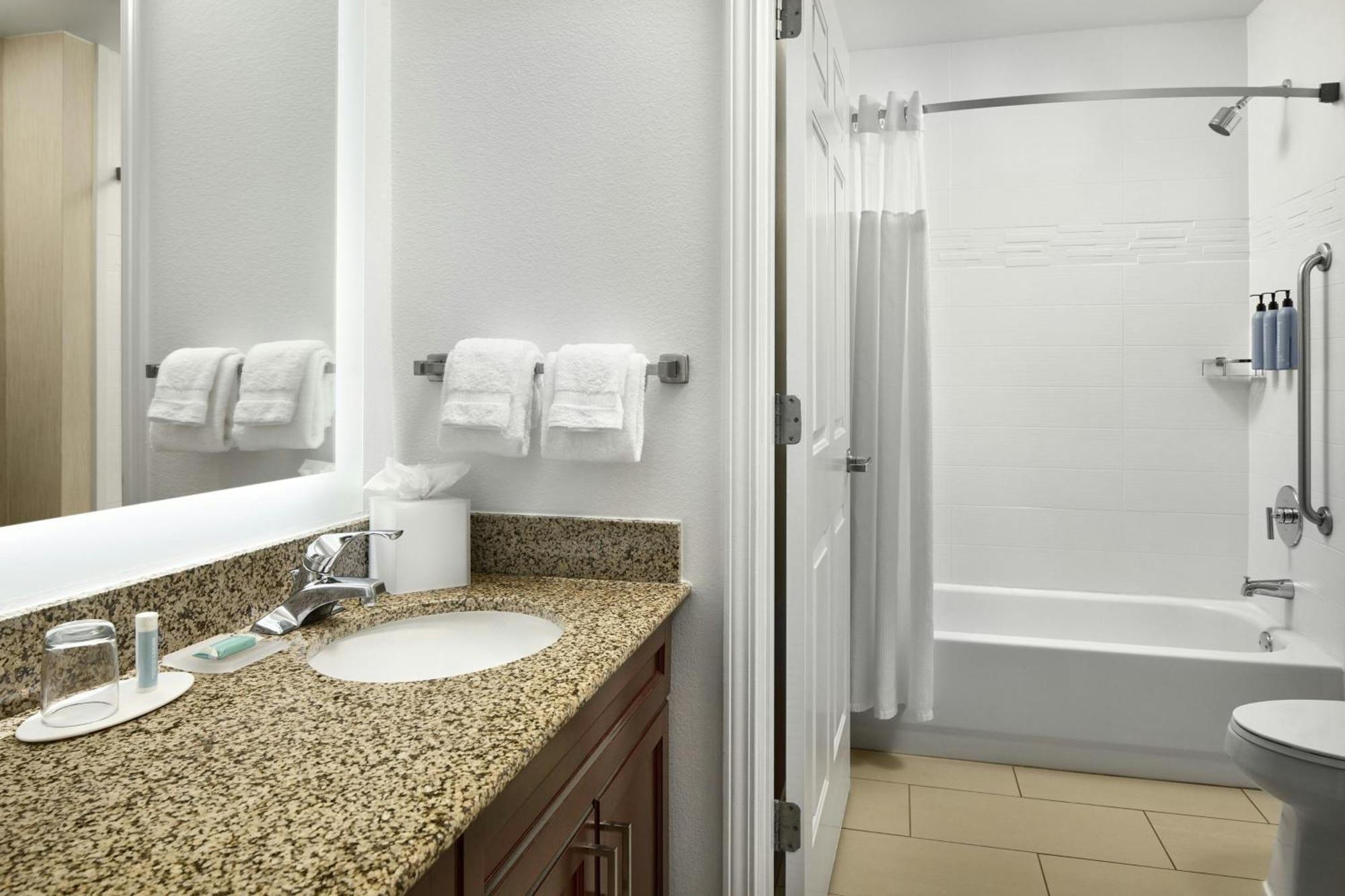 Residence Inn Charlotte Uptown Екстер'єр фото